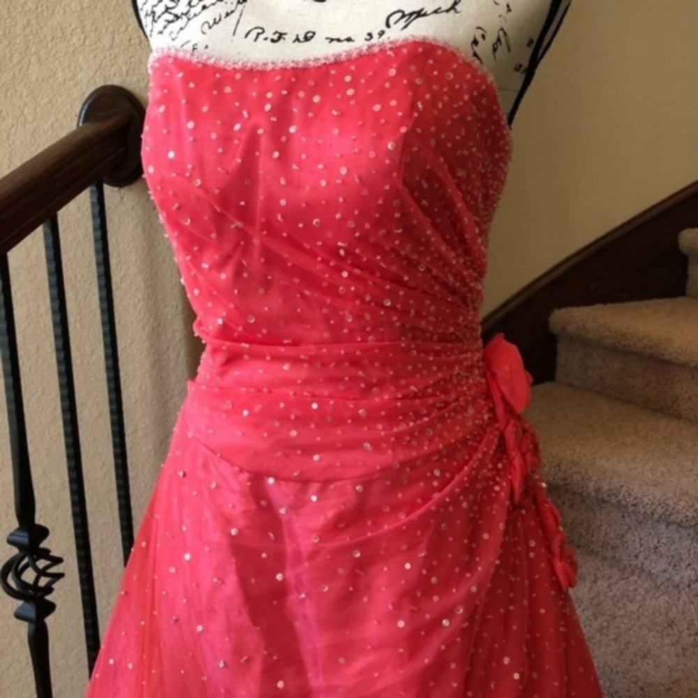 Mori Lee Melon Strapless Sequin Prom Dress NWT 10